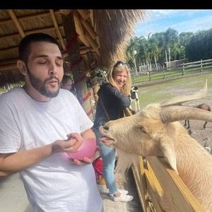 Meet your Posher, Alex